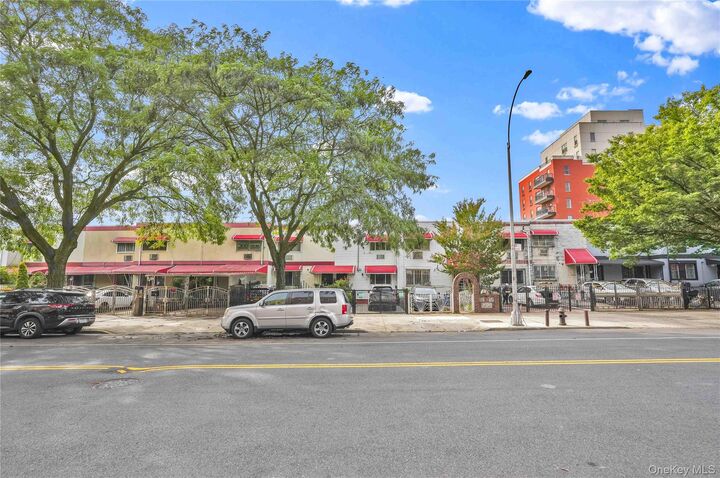 Property Photo:  1343 Intervale Avenue  NY 10459 