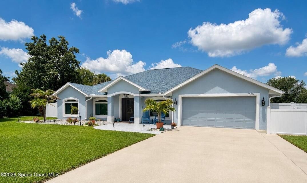 Property Photo:  2553 Christopher Drive  FL 32780 