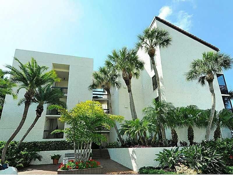 Property Photo:  1975 Gulf Of Mexico Drive G4-203  FL 34228 