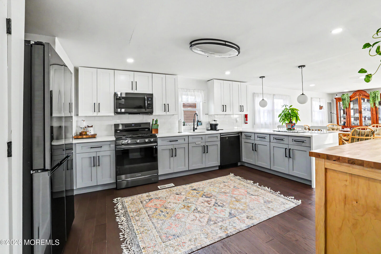 Property Photo:  362 Shore Way  NJ 08087 