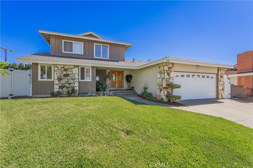 Property Photo: 738 De Palma Way CA 90640