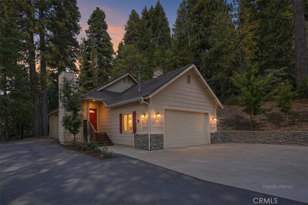 Property Photo: 411 Grass Valley CA 92317