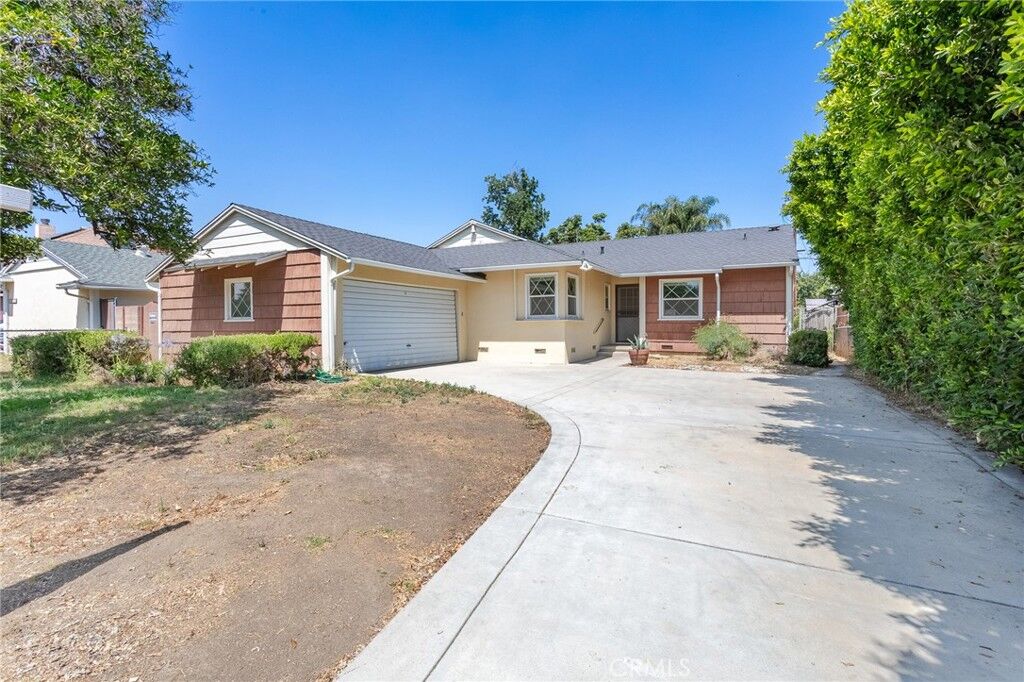 Property Photo:  10436 Columbus Avenue  CA 91345 