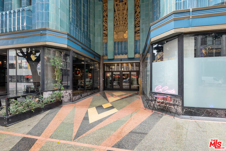 Property Photo: 849 S Broadway M09 CA 90014