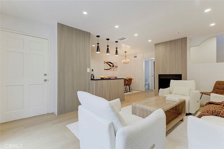 Property Photo: 15044 Nordhoff Street 8 CA 91343