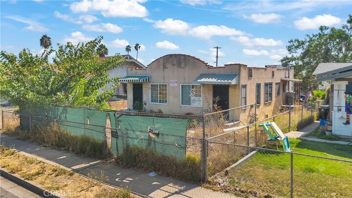 Property Photo:  3548 Sabina  CA 90023 