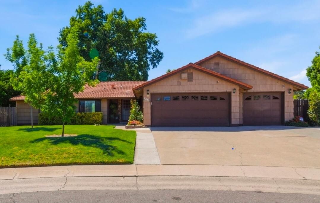 Property Photo:  2212 Alegre Court  CA 95670 