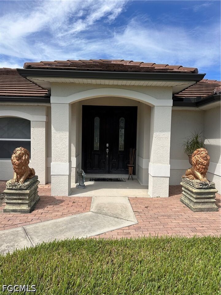 Property Photo:  1717 Abbott Avenue  FL 33972 