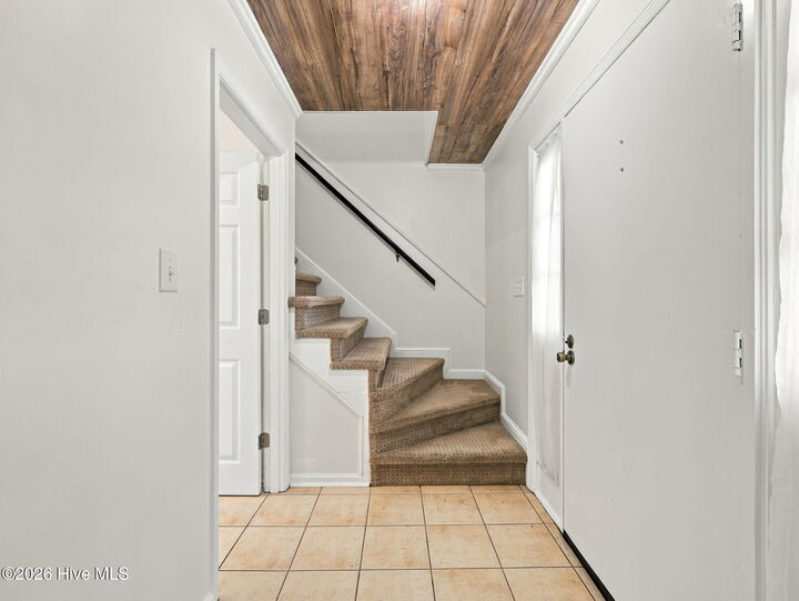 Property Photo:  123 Robinhood Drive  NC 28546 