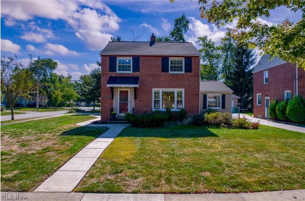 Property Photo: 5204 Haverford Drive OH 44124