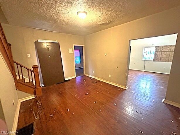 Property Photo: 406 Ewing Avenue OH 45801