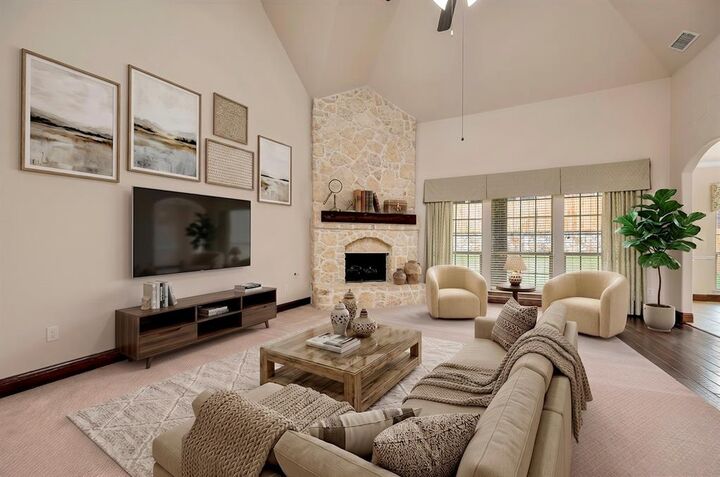 Property Photo:  6001 Lacebark Elm Drive  TX 76123 