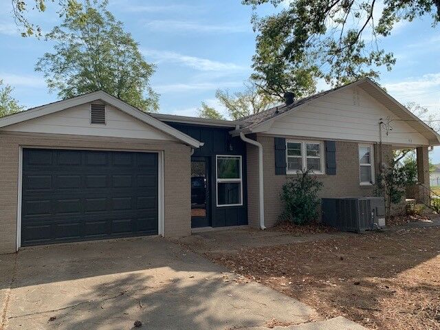 Property Photo: 311 NW 7th Street AR 72712
