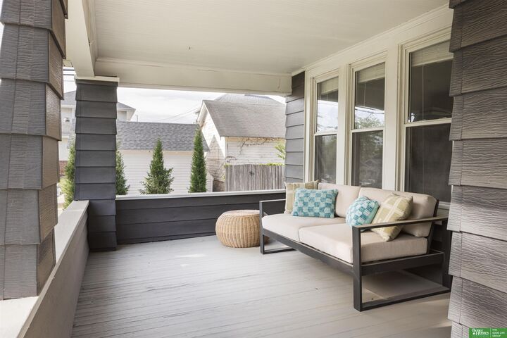 Property Photo:  634 S 51 Street  NE 68106 
