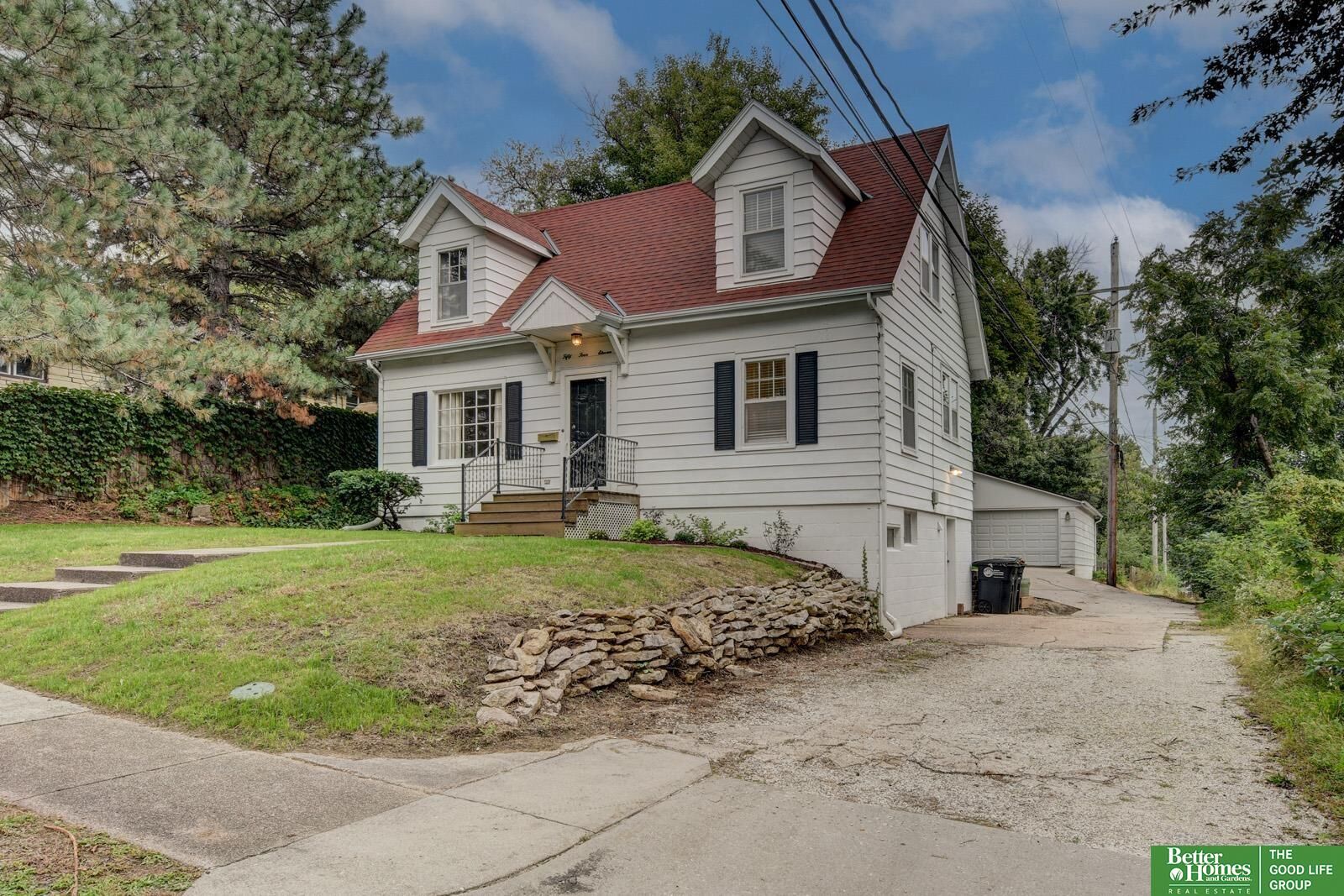 Property Photo:  5411 Pacific Street  NE 68106 