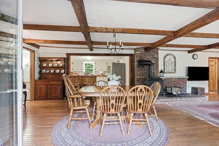Property Photo:  5 Lowell Rd  MA 01886 