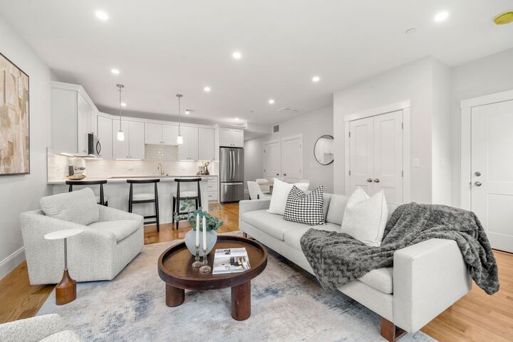 Property Photo:  9 Downer Ct 1  MA 02122 