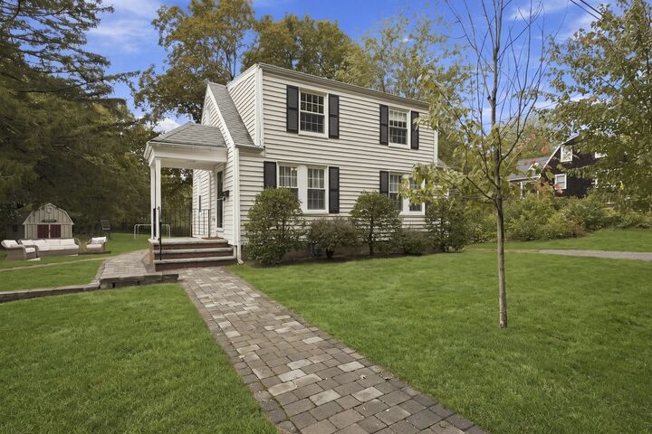 Property Photo:  16 Clifford Ct  MA 02043 