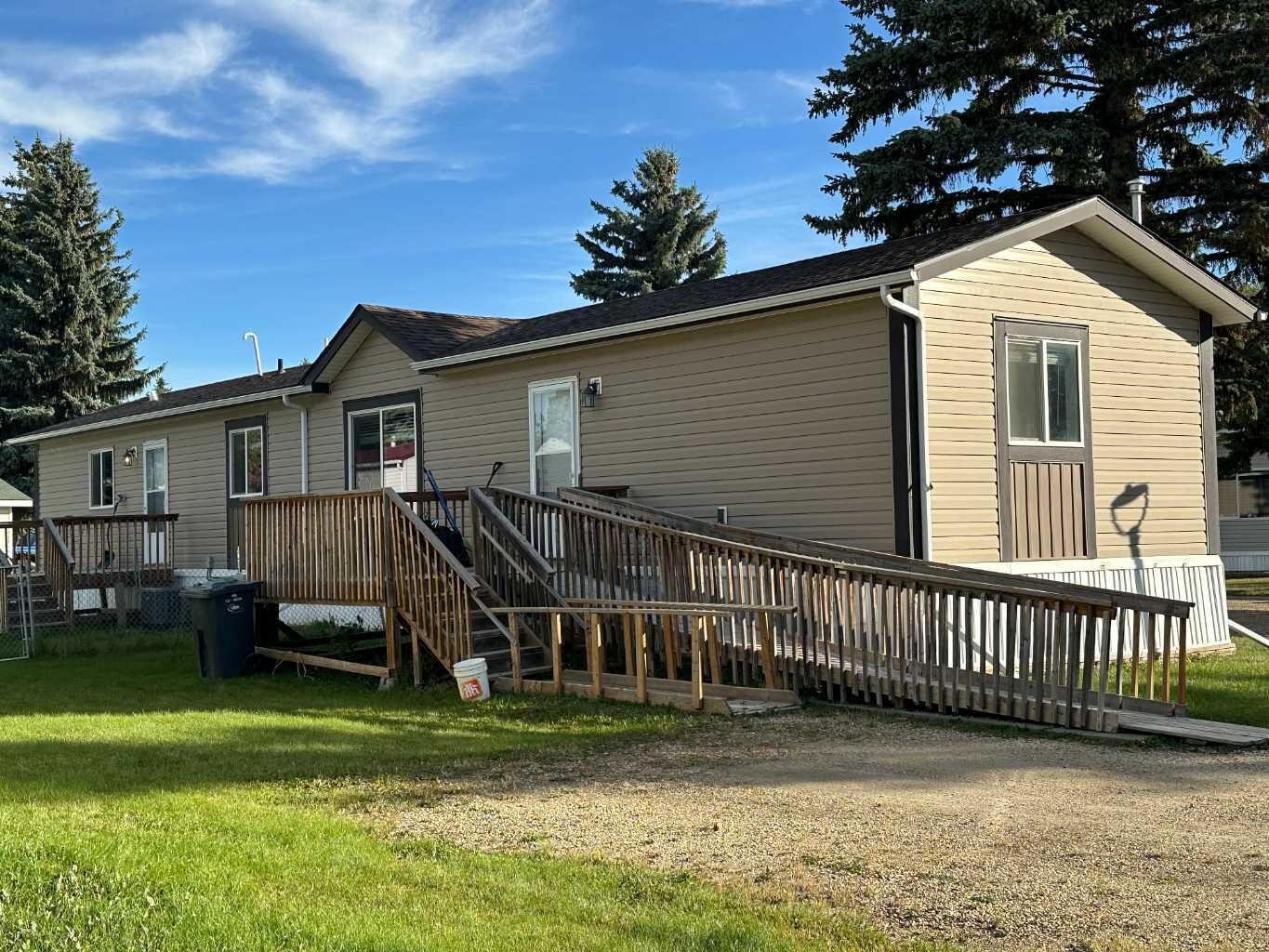 Property Photo:  6205 54 Street 53  AB T4J 1M5 