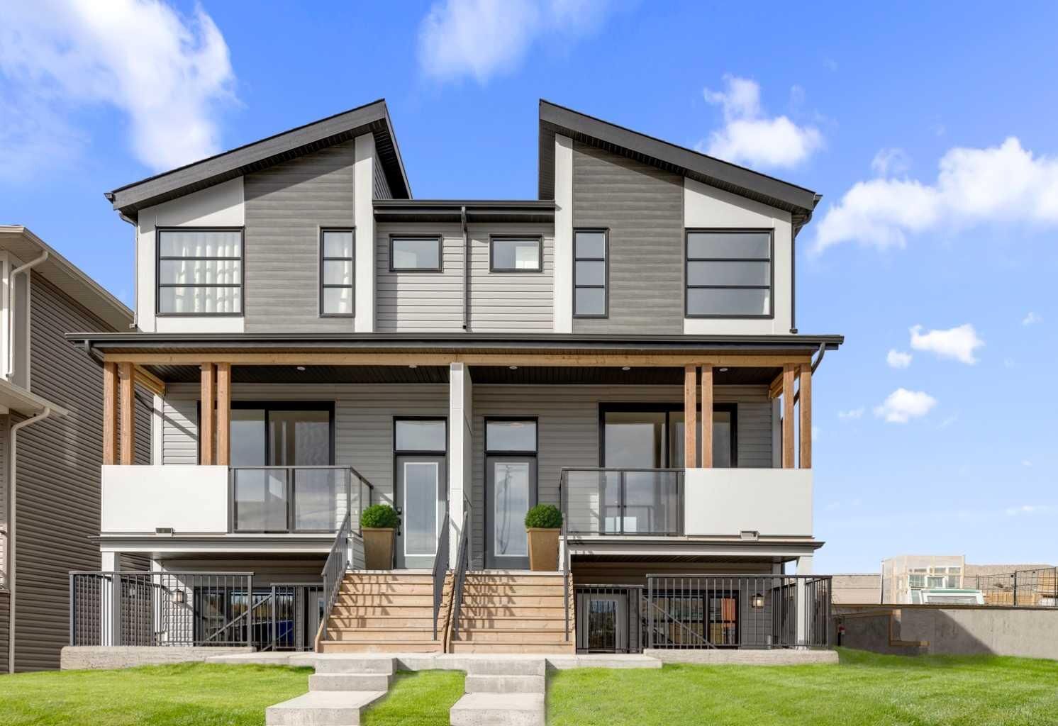 Property Photo:  19733 42 Street SE  AB T3M 4G4 