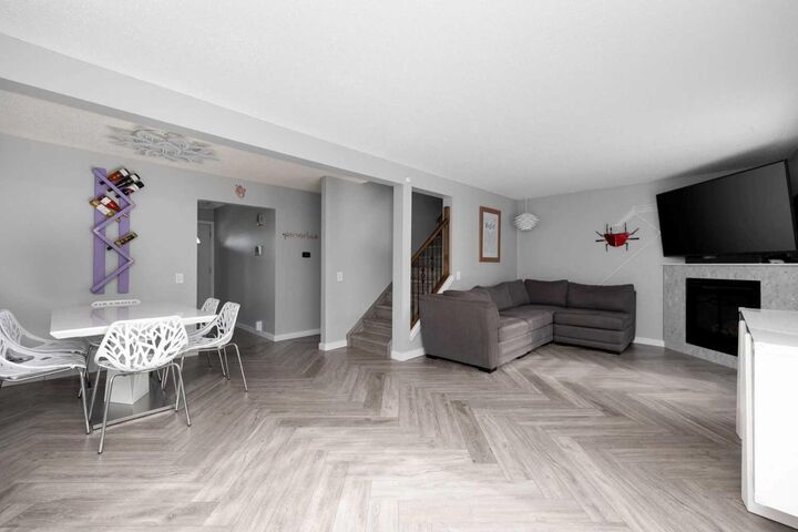 Property Photo:  113 Astum Court  AB T9J 1B5 