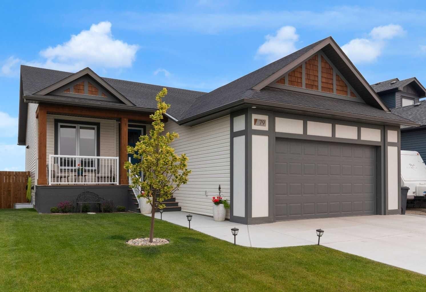 Property Photo:  79 Vincent Crescent  AB T2H 0G8 