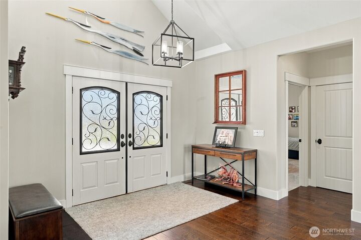 Property Photo:  107 N Shore Drive  WA 98843 