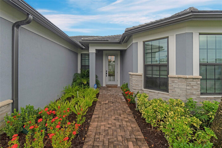 Property Photo: 4566 Silverwood Lane N FL 33309