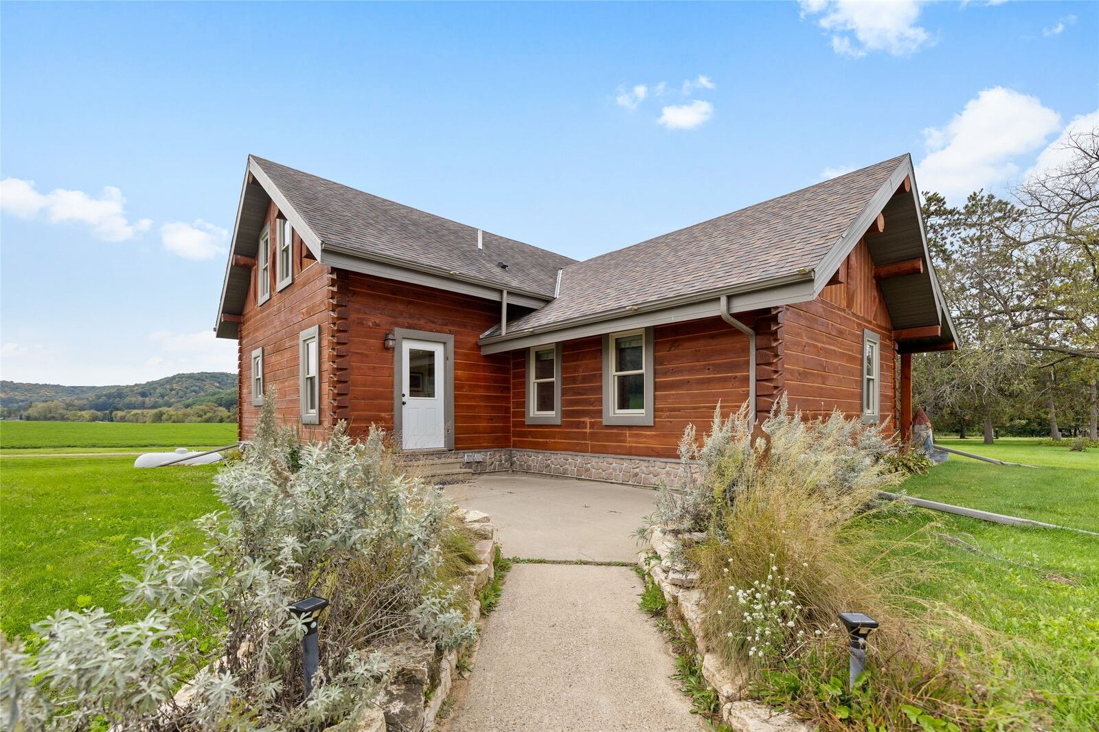 Property Photo: 776 S Center Creek Road WI 54756