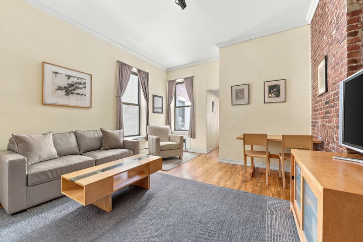 Property Photo:  204 W 78th Street 3D  NY 10024 