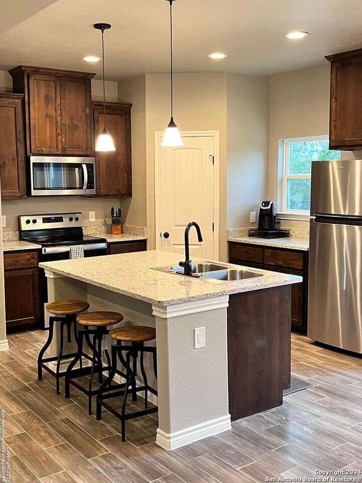 Property Photo:  946 Cypress Dr  TX 78133 