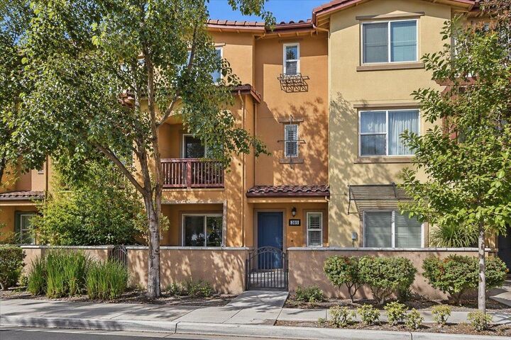 Property Photo:  305 Santa Diana Terrace  CA 94085 
