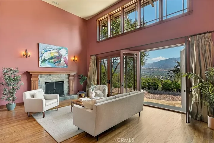Property Photo:  4036 Robin Hill Road  CA 91011 