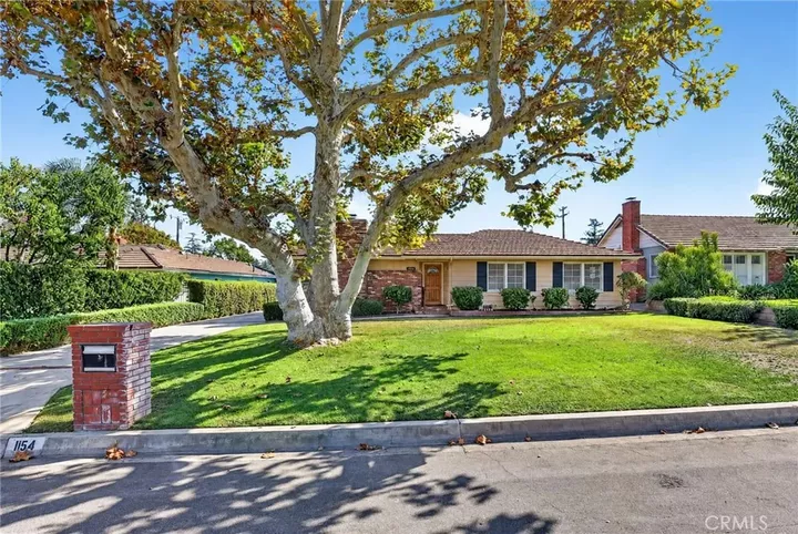 Property Photo:  1154 La Rosa  CA 91007 