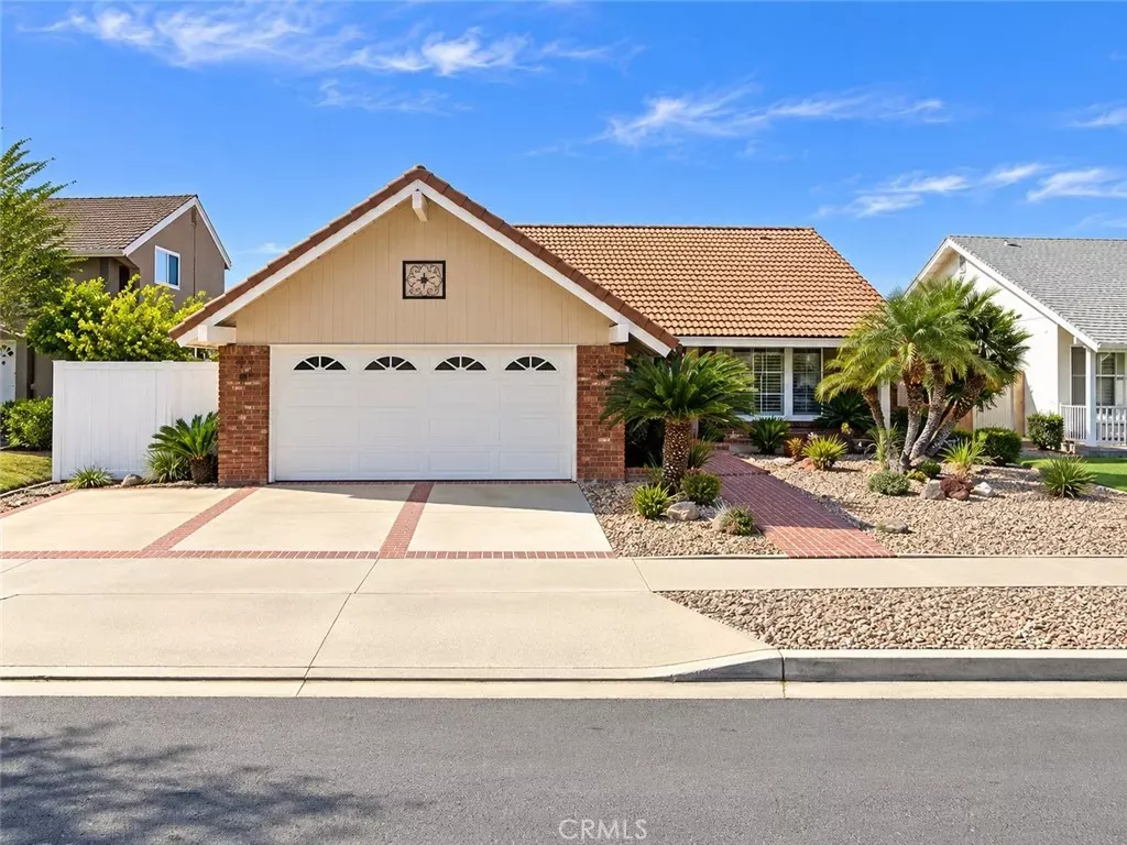 Property Photo:  163 N Avenida Cordoba  CA 92808 