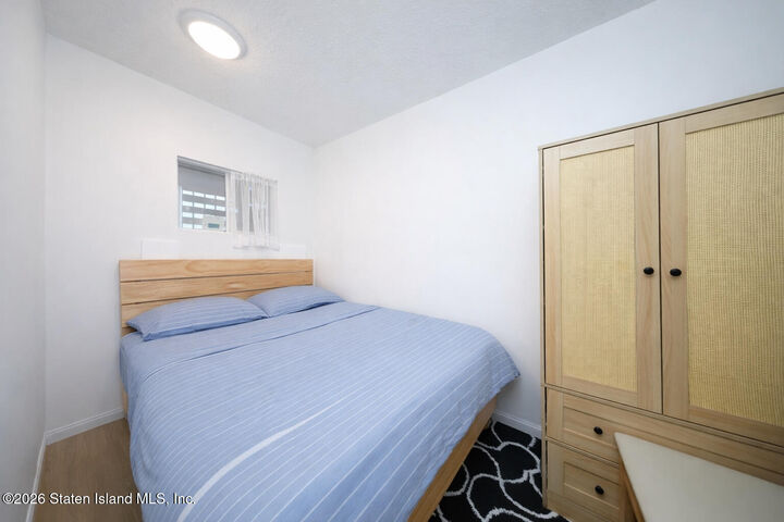 Property Photo: 440 Ilyssa Way NY 10312