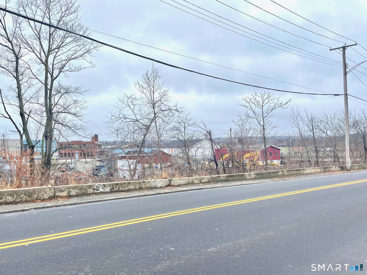 Property Photo: 711 Knowlton Street CT 06608