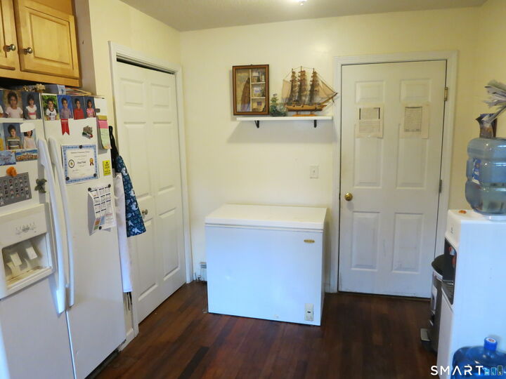 Property Photo:  21 Whittier Road  CT 06424 