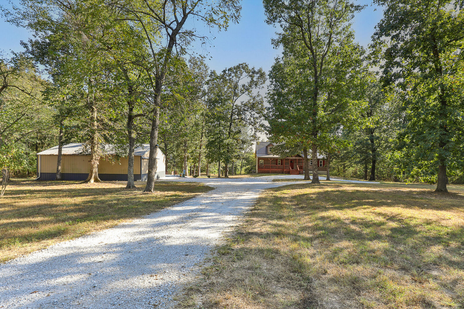 Property Photo:  1556 E 464th Road  MO 65613 