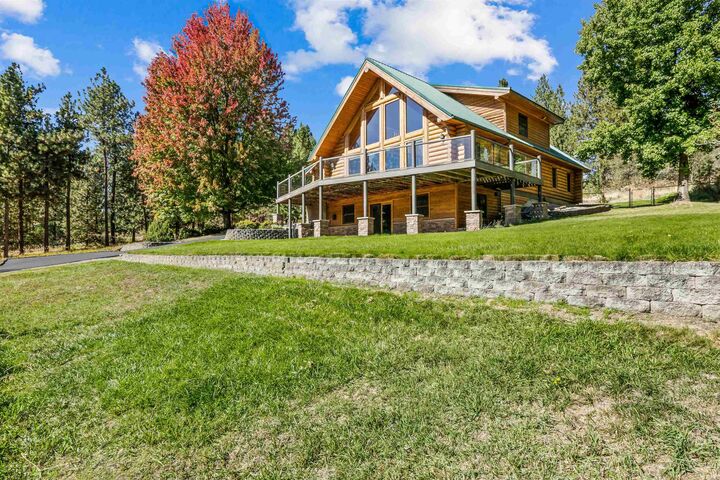 Property Photo:  19305 E Granite Ln  WA 99027 