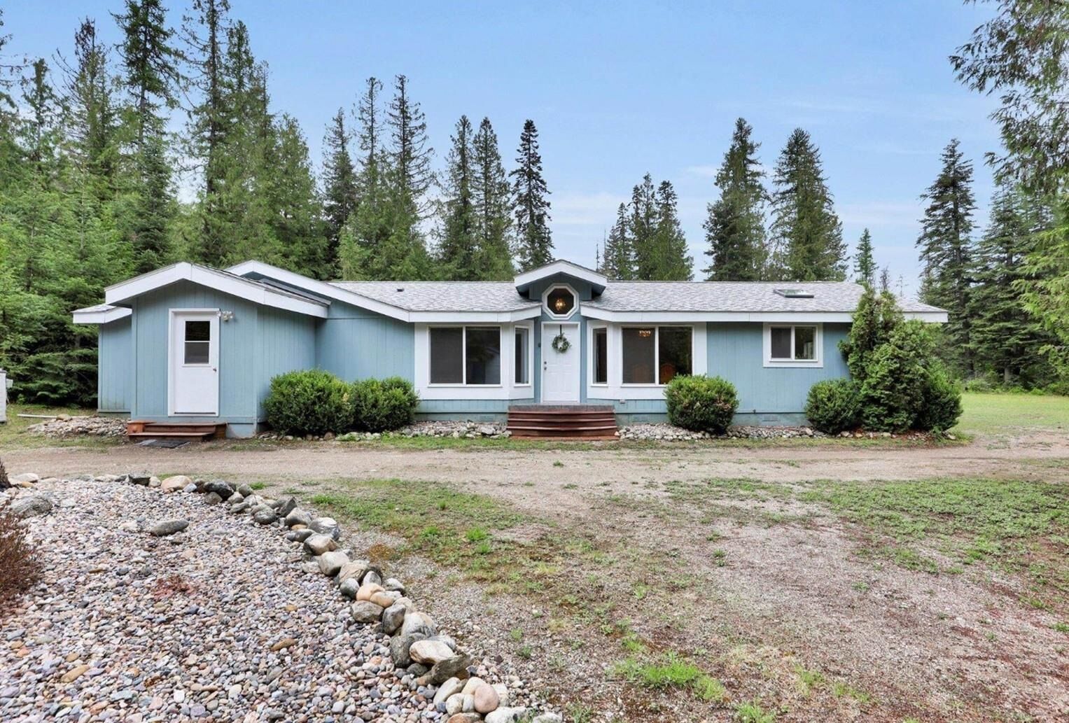 Property Photo:  221 Harworth Rd  WA 99156 