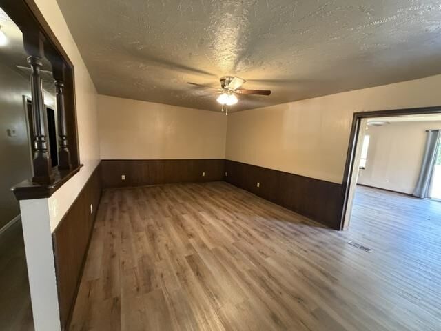 Property Photo:  1522 E Hanson Circle  OK 74075 