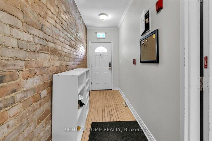 Property Photo: 182 Mutual Street 2nd &Amp 3rd Floor ON M5B 2B3