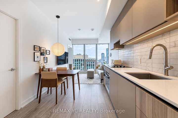 Property Photo:  55 Mercer Street 2101  ON M5V 0W4 