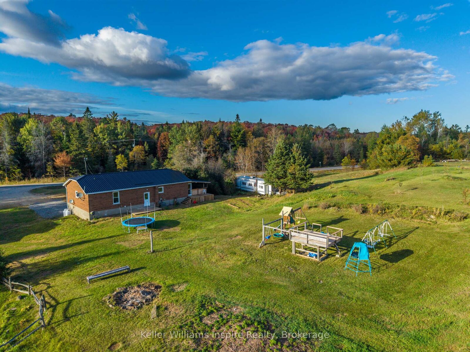 Property Photo:  7437 A Hwy 620 N/A  ON K0L 1P0 