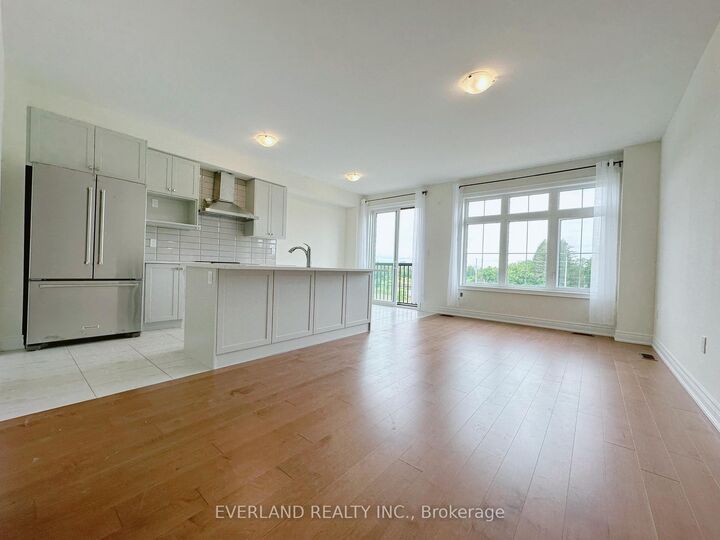 Property Photo:  24 Hercules Club Drive  ON L4E 1K7 