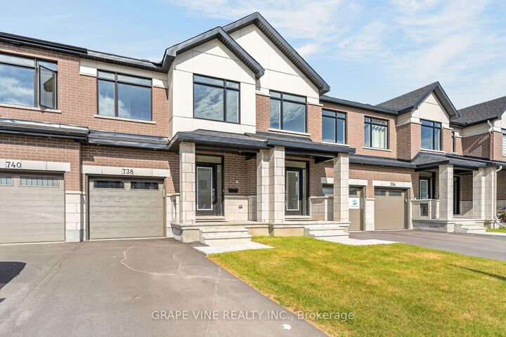 Property Photo:  738 Caminar Terrace  ON K2M 0N7 