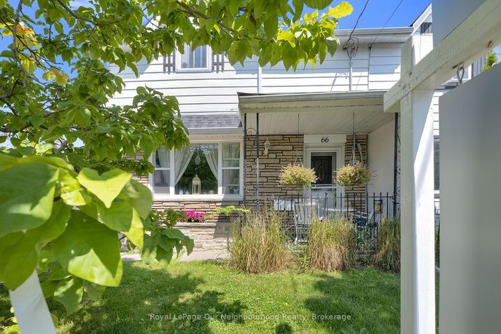 Property Photo:  66 Wellington Street  ON L1C 1V5 