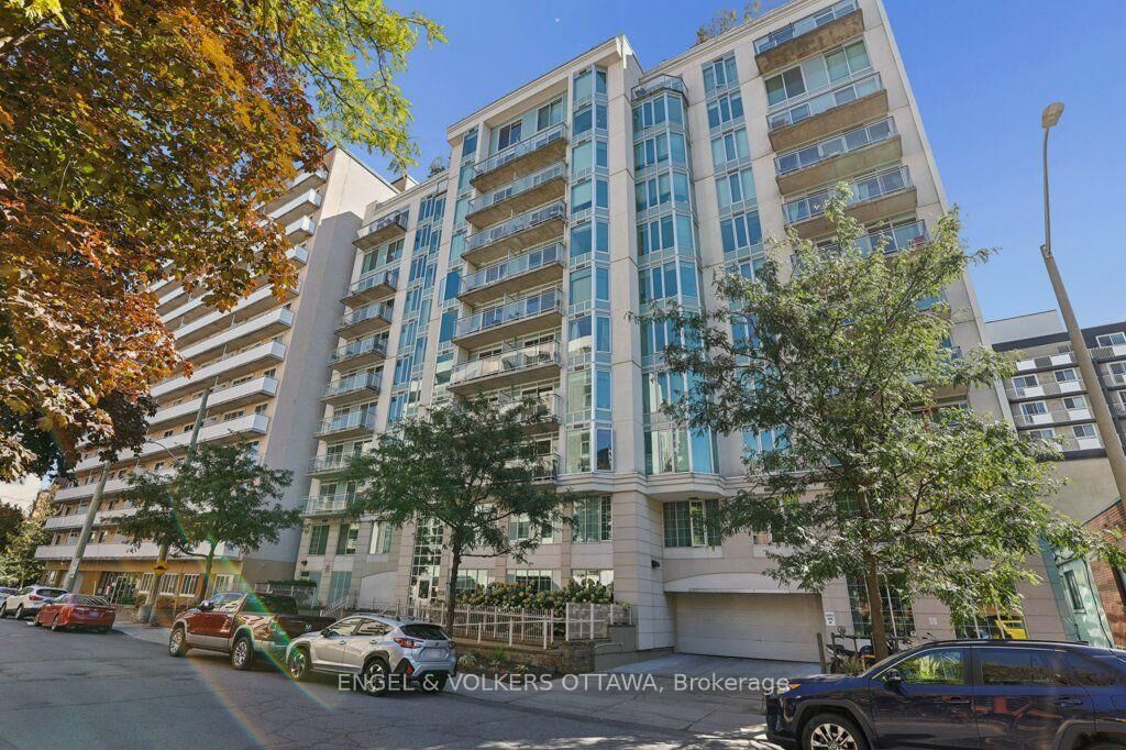 Property Photo:  138 Somerset Street W 408  ON K2P 0A3 