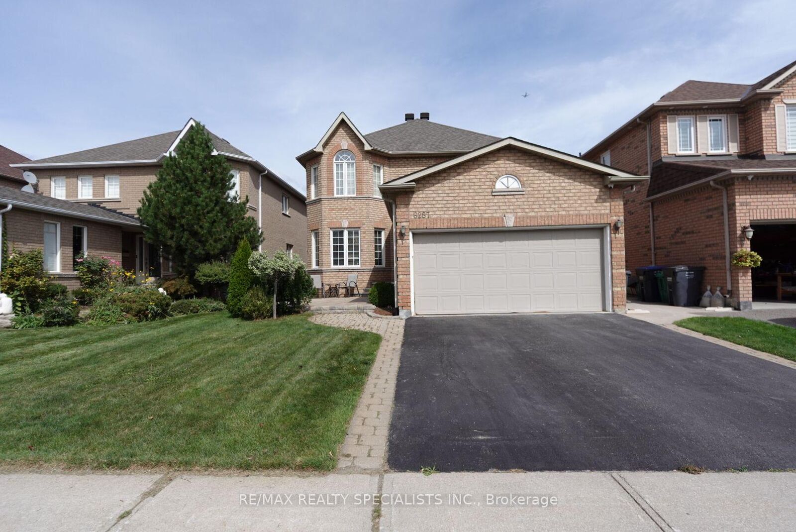 Property Photo:  6287 Lisgar Drive Basement  ON L5N 7V1 